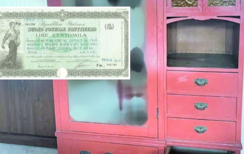 Averea ascunsă într-un dulap cumpărat cu 200 de euro. O țară întreagă îi caută pe moștenitori