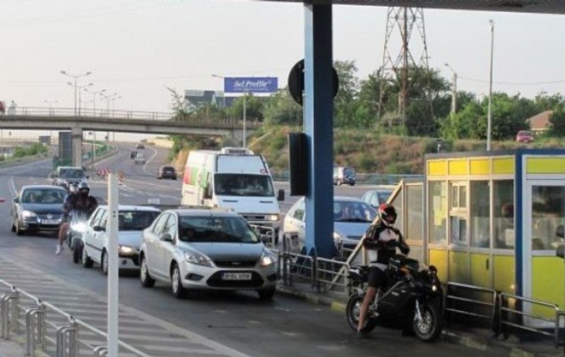 Veste bună pentru şoferi! Sistemul de plată a rovinietei şi a taxei pentru podul de la Feteşti a fost reparat