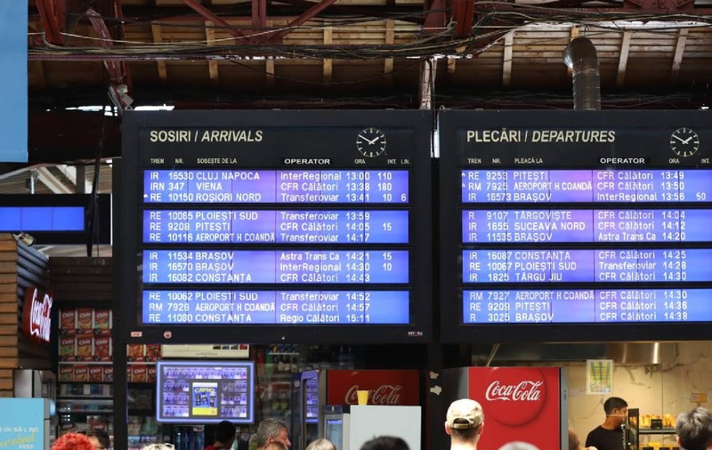 12 trenuri spre litoral au acumulat întârzieri de 829 de minute, din cauza unei scurgeri de gaze la un tren cu GPL