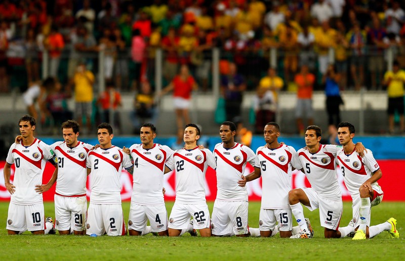 epa04301990 Players of Costa Rica react during the penalty shootout of the FIFA World Cup 2014 quarter final match between the Netherlands and Costa Rica at the Arena Fonte Nova in Salvador, Brazil, 05 July 2014. The Netherlands won 4-3 on penalties. (RESTRICTIONS APPLY: Editorial Use Only, not used in association with any commercial entity - Images must not be used in any form of alert service or push service of any kind including via mobile alert services, downloads to mobile devices or MMS messaging - Images must appear as still images and must not emulate match action video footage - No alteration is made to, and no text or image is superimposed over, any published image which: (a) intentionally obscures or removes a sponsor identification image; or (b) adds or overlays the commercial identification of any third party which is not officially associated with the FIFA World Cup) EPA/YURI KOCHETKOV EDITORIAL USE ONLY