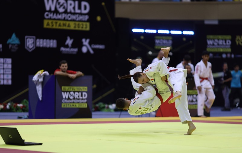 REPORTAJ. „Prințesa” de la Jiu-Jitsu. O studentă la Drept este campioană mondială la arte marțiale