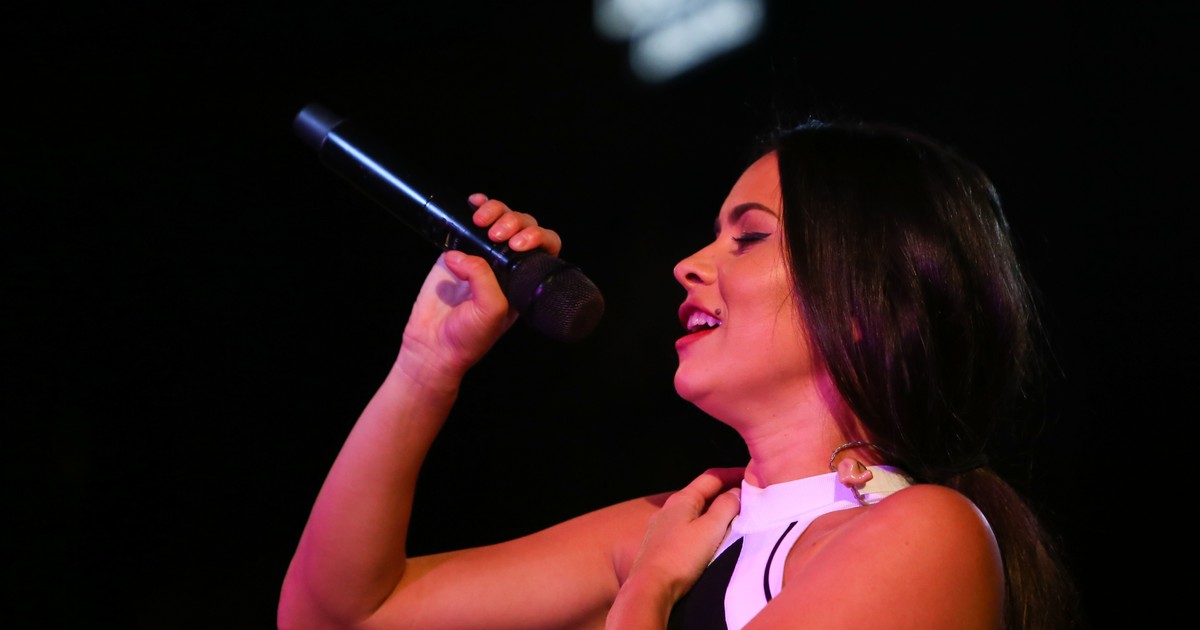 Inna și-a început turneul american cu plăcitne moldovenești