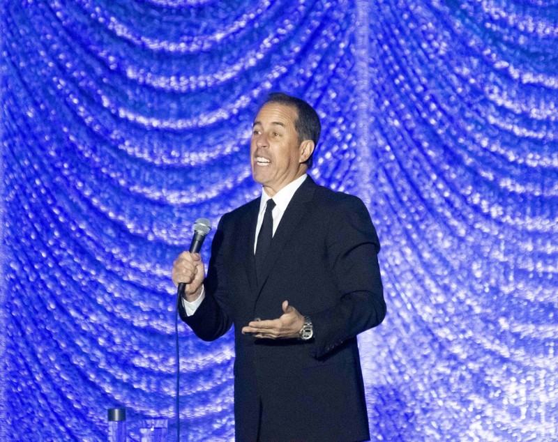 Jerry Seinfeld, dat în judecată! Actorul este acuzat că a vândut un Porsche care nu era autentic. Suma fabuloasă pe care a încasat-o