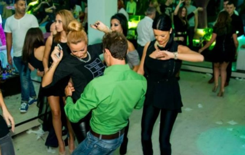 Radu Mazăre, DEZMĂŢ ÎN CLUB, CU ZECI DE FETE | FOTO