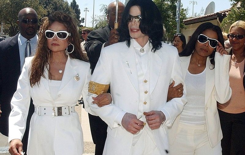 La Toya a furat melodiile noi ale lui Michael 