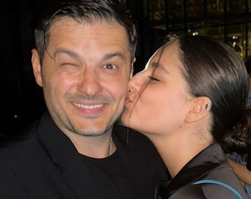Carmina, fiica lui Liviu Vârciu, a reacționat după ce s-a spus că tatăl ei ar fi nemulțumit că tânăra pierde vremea pe TikTok. „Nu este ok!”