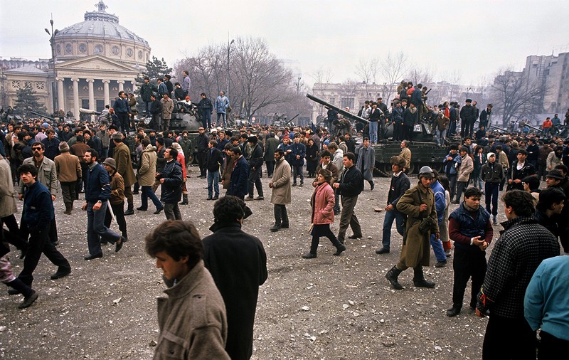 Euronews: „La 30 de ani de la Revoluție, care este moștenirea comunismului în România?”