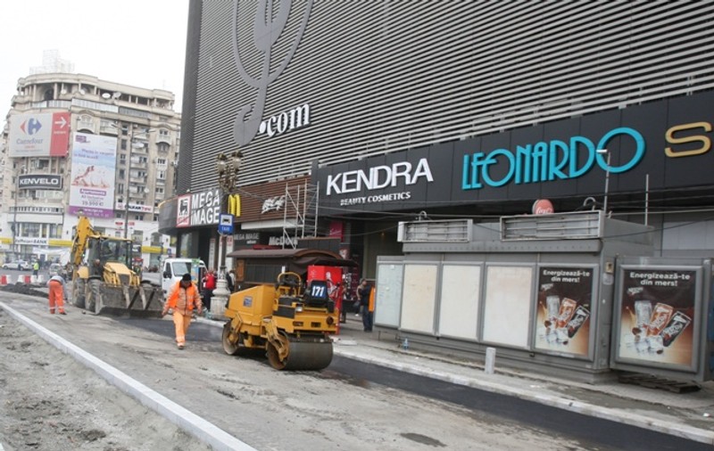 Alarmă falsă cu bombă la magazinul Unirea