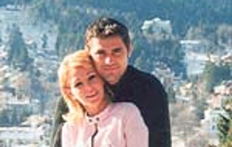 Astazi, Catrinel Sandu si Gabriel Trifu se cununa civil