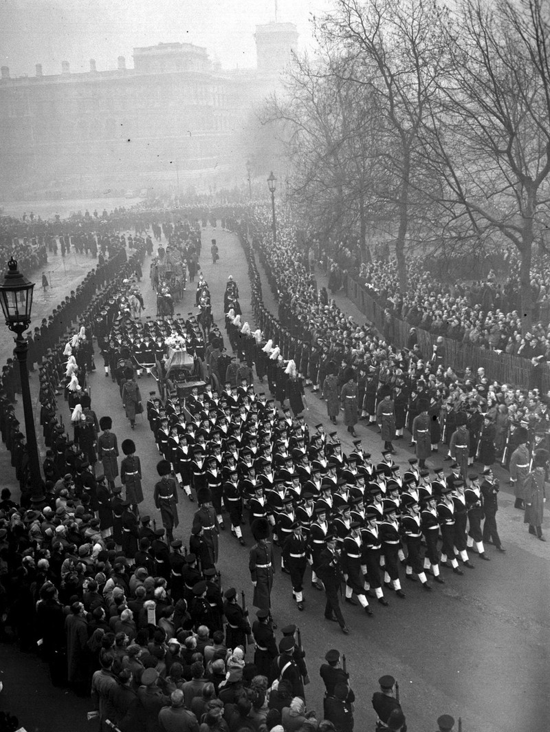 Cortegiul funerar al regelui George al VI-lea. Foto: Profimedia