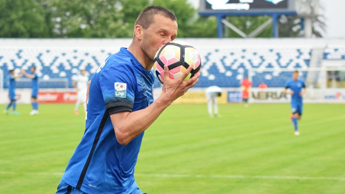 Bojan Golubovic reactioneaza dupa marcarea unui gol in meciul de fotbal dintre CSM Poli Iasi si Pandurii Targu Jiu din etapa IX-a a play out-ului Ligii 1, disputat pe stadionul Emil Alexandrescu din Iasi, luni 8 mai 2017. SPORT PICTURES