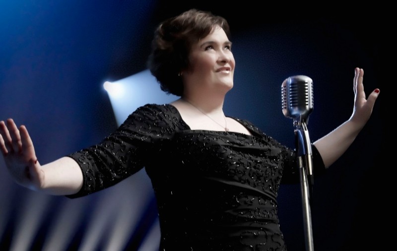 Susan Boyle va cânta coloana sonară a viitorului film “James Bond”