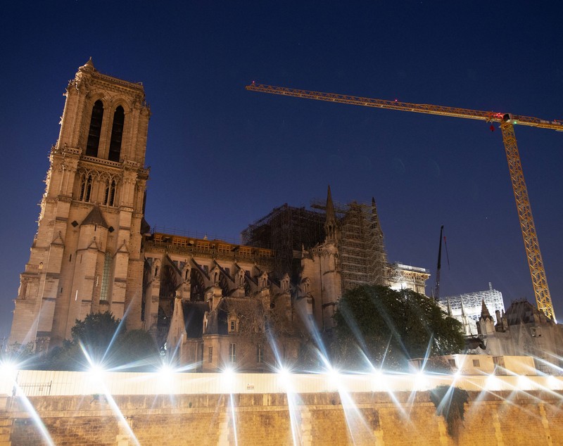 Cum arată Catedrala Notre-Dame, la un an de la incendiul devastator. O mică slujbă va fi ținută în Vinerea Mare a catolicilor