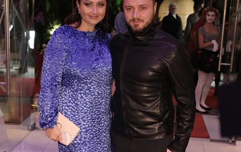 Gabriela Cristea a pregătit muraturi. Soțul ei a surprins momentul. "Am cea mai harnică soție"