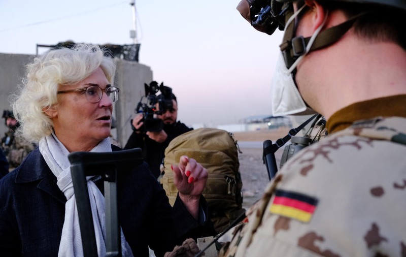Germania va trimite Ucrainei un spital de campanie, dar exclude livrarea de armament. Cum își motivează Berlinul decizia