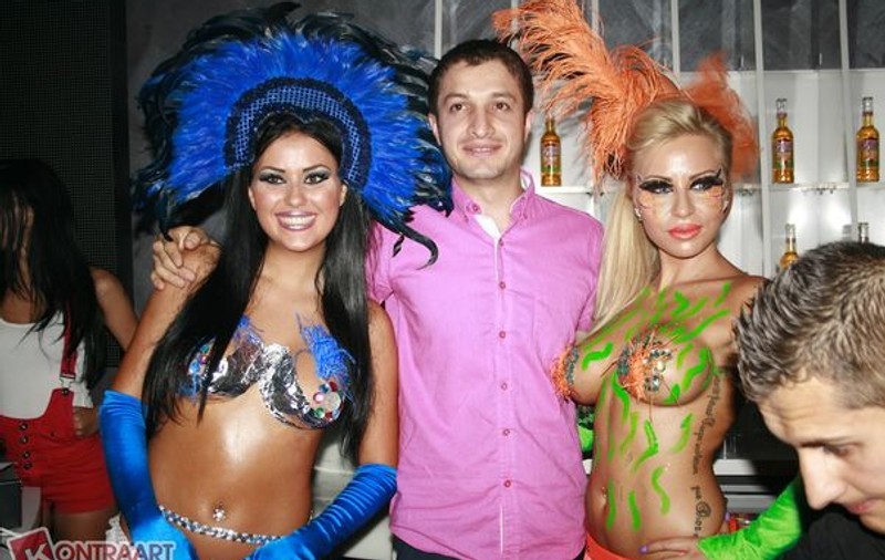 Foto | Daniela Crudu a defilat fără sutien 
