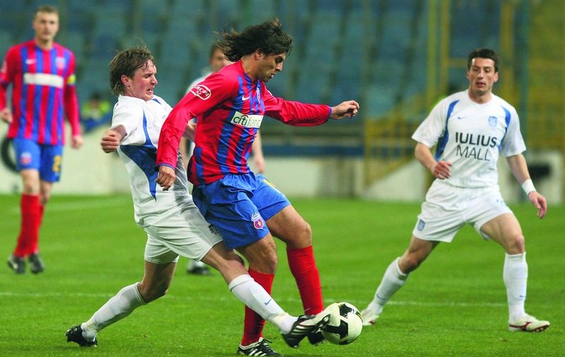 Război total în Ghencea