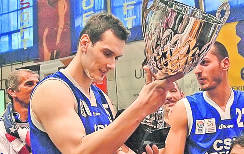 Asesoft, turneu pentru Nikola Ilici
