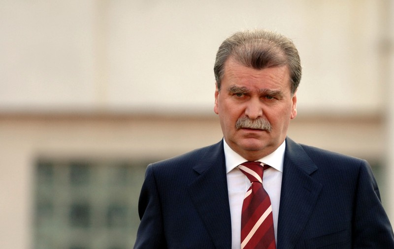 Dezvăluirea făcută de Gigi Becali când a aflat că Dinu Gheorghe a murit: „Îmi pare rău. Plecase MM Stoica”