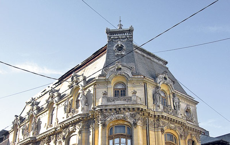 Se vinde casa în care a locuit Miţa Biciclista | Acest imobil, construit în centrul Capitalei în 1910, costă 3,5 milioane de euro