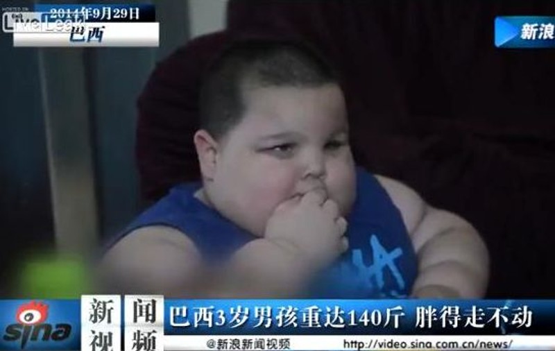 Un copil din Brazilia cântăreşte 70 de kilograme la trei ani | VIDEO
