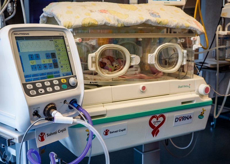 Alessia, o fetiță care cântărea 500 de grame la naștere, a fost salvată