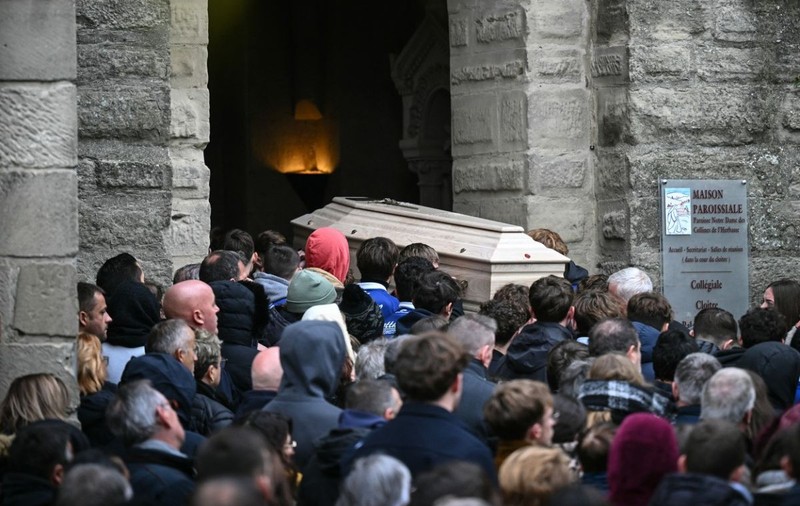 Avertisment: uciderea unui tânăr de 16 ani într-un sătuc din Franța s-ar putea dovedi „un moment de ruptură pentru societate”