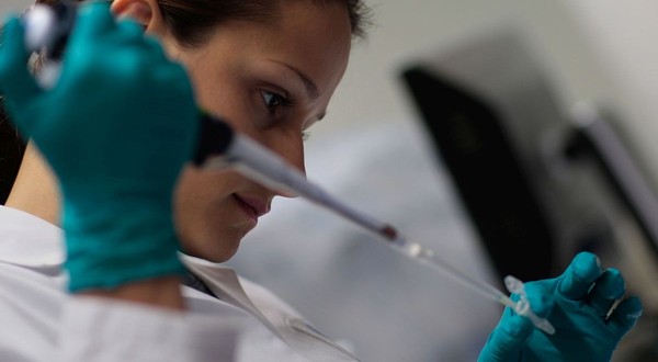 România a înregistrat în 2025 un minim istoric al alocării bugetare pentru cercetare și dezvoltare. Foto: Getty Images