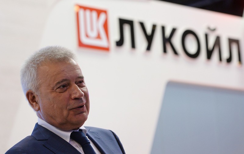 Oligarhul Vagit Alekperov a demisionat din funcția de președinte al Lukoil Rusia, în urma sacțiunilor impuse de Marea Britanie și UE asupra sa