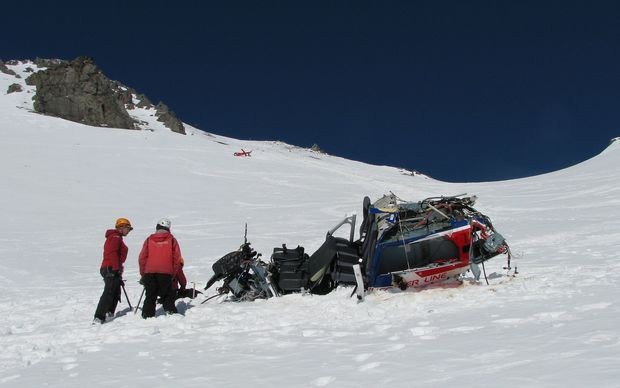 Un elicopter cu șapte schiori s-a prăbușit în Noua Zeelandă, în timp ce zbura spre culmea unui munte