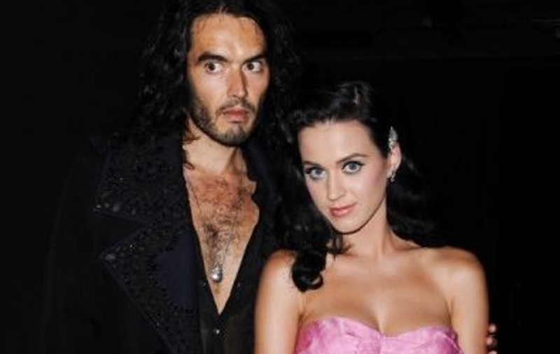 Katy Perry vrea să-l prezinte pe Russel părinţilor ei