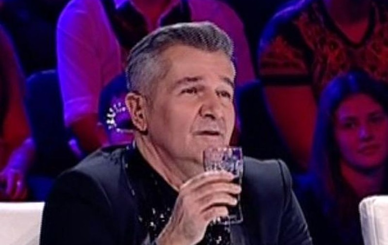 X FACTOR. N-O SĂ CREZI CE ARMĂ SECRETĂ ARE DAN BITTMAN CA SĂ ANIHILEZE CONCURENŢA!