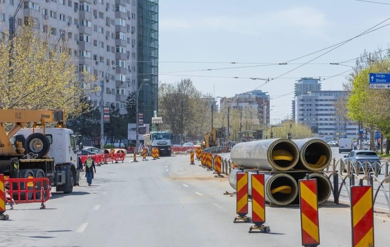 Zeci de mii de apartamente rămân fără apă caldă în București, timp de trei săptămâni. Ce sectoare sunt afectate