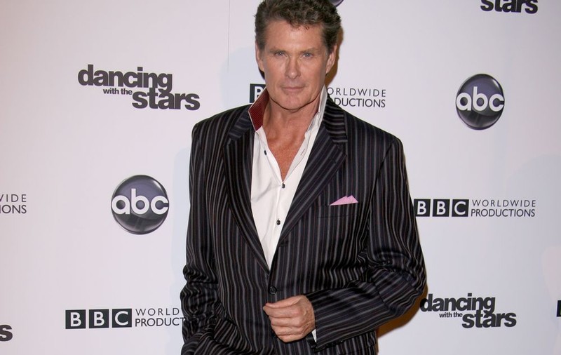 David Hasselhoff are două iubite