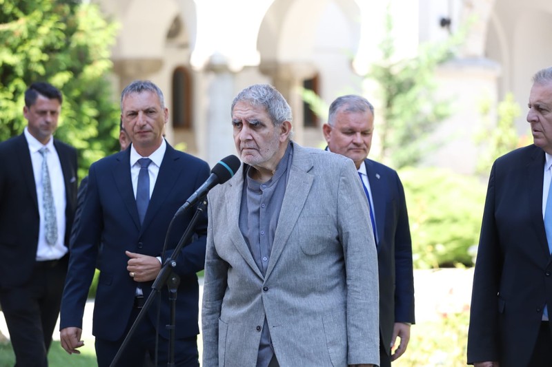 Varujan Pambuccian la declarații după Consultările de la Cotroceni, 17 septembrie 2026 Sursă foto: Dumitru Angelescu