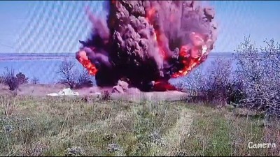 Momentul în care drona rusească Geran-2 căzută în Galați este detonată. A fost emis și Ro-Alert