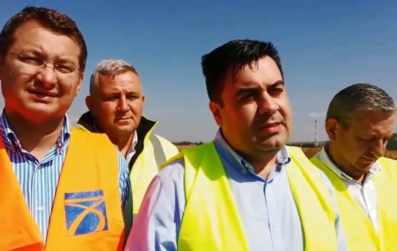 VIDEO | Ministrul Cuc îi cere voie premierului Viorica Dăncilă să vină la fiecare două zile să inspecteze ritmul lucrărilor la autostrada Sebeș - Turda