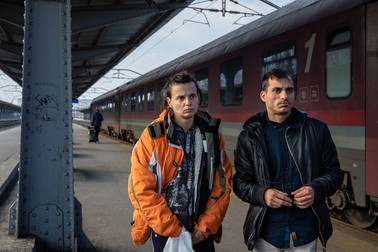 Cristina şi Ionuţ ţin să fie curat îmbrăcaţi, să nu stârnească mila trecătorilor