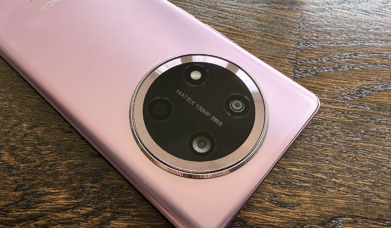 Honor Magic7 Lite.