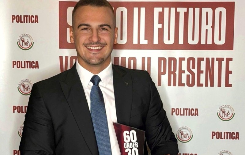 Românul Claudiu Stănășel, printre cei mai influenți tineri din Italia. El este vicepreședintele Consiliului Local din Prato