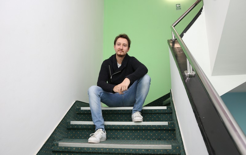 Actorului Dan Rădulescu îi pare rău că n-a apucat să joace alături de regretatul Adrian Pintea: "Voiam să ne aprecieze ca un părinte"
