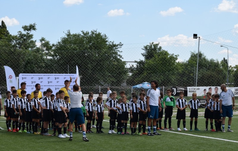 Tabăra de fotbal Juventus Torino de la București și-a început activitatea