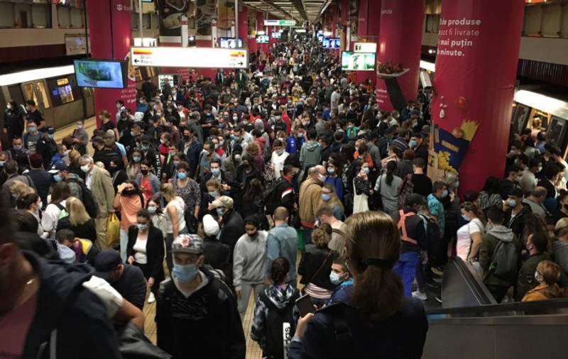 Al treilea incident la metrou în mai puțin de o săptămână. Un tren defect a blocat circulația pe Magistrala 3
