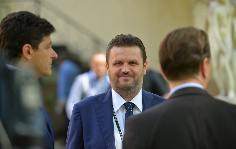 Euro 2016. Cu Dumnezeu înainte! Preotul din Comitetul Executiv al FRF, rugăciuni pentru ca România să nu piardă meciul cu Franța | EXCLUSIV