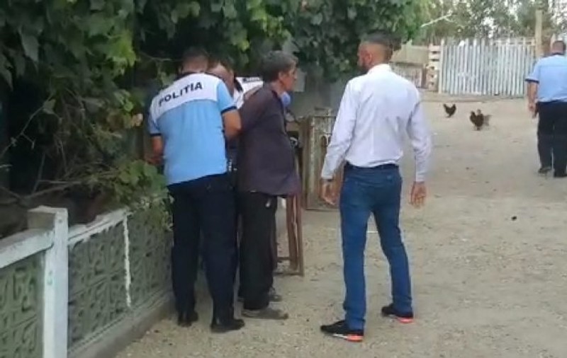 Un bărbat băut și-a ucis fiul în Dâmbovița. Ce le-a spus polițiștilor pentru a nu fi acuzat de crimă