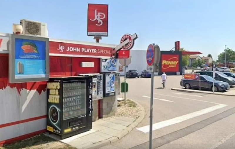 Amenda primită de o șoferiță care a oprit să-și ia țigări de la un automat, în Austria: „Este pur și simplu jaf”