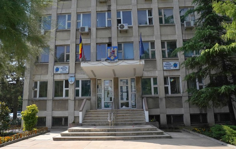 Concluzia experimentului noului primar din Tulcea, care s-a filmat în timp ce suna la firmele din subordinea Primăriei