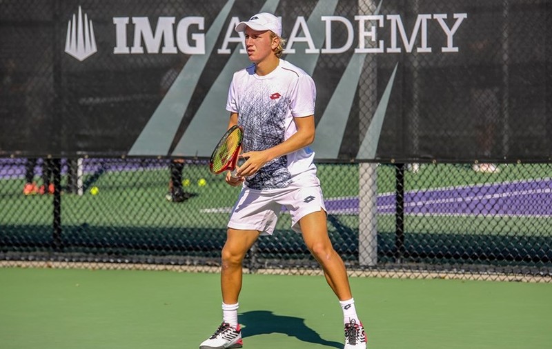 Academia lui Nick Bollettieri se fălește cu românul Filip Jianu. Este al 5-lea junior al lumii