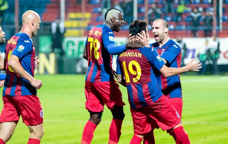Cupa României, optimi. SC Bacău - ASA Tg. Mureș 0-1! Gol din penalty inventat! Viitorul 2 - CFR Cluj 0-1. Ardelenii se califică greu. Astra, CSMS Iași și ACS Poli Timișoara, în ”sferturi”. Ce se joacă joi