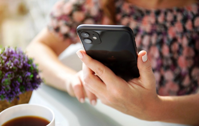 10 trucuri pentru iPhone care îți vor face viața mai ușoară